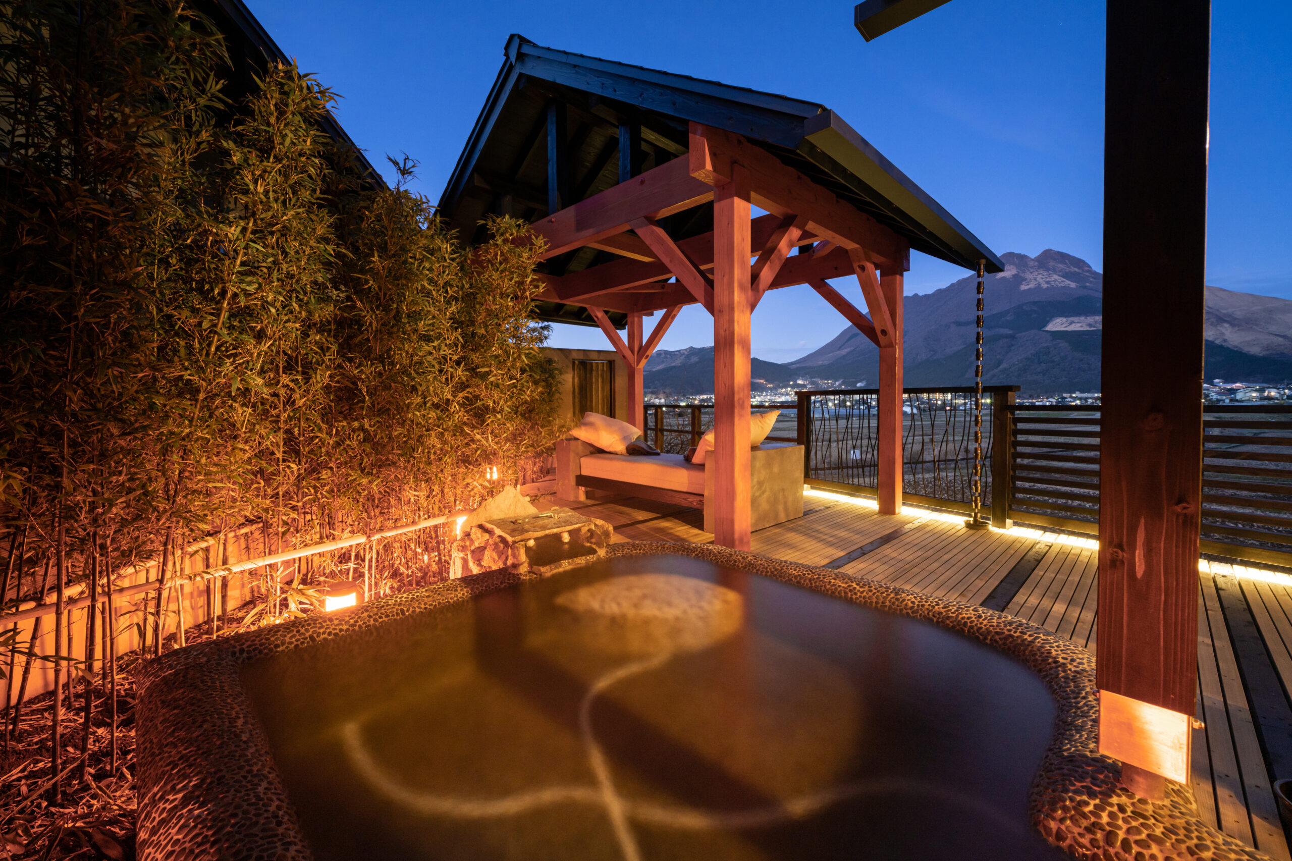 yufuin luxury villa zakuro 