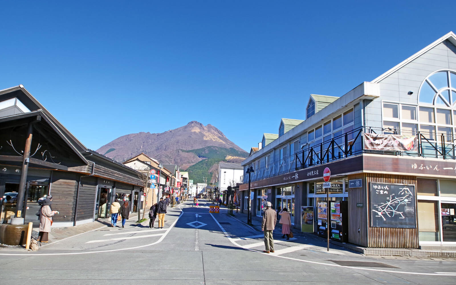 カフェ巡りの途中の景色
